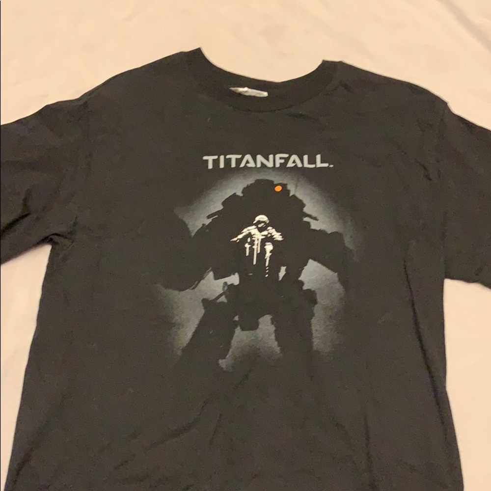 Titanfall Men’s T Shirt
